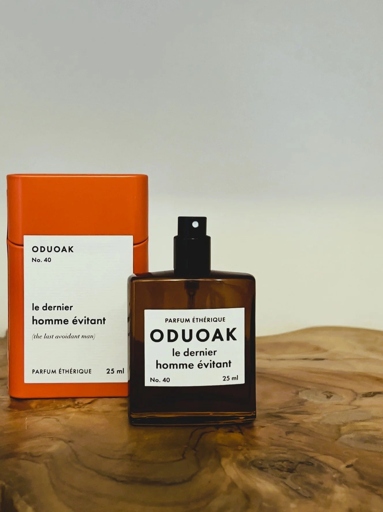 ODUOAK No. 40 le dernier homme evitant